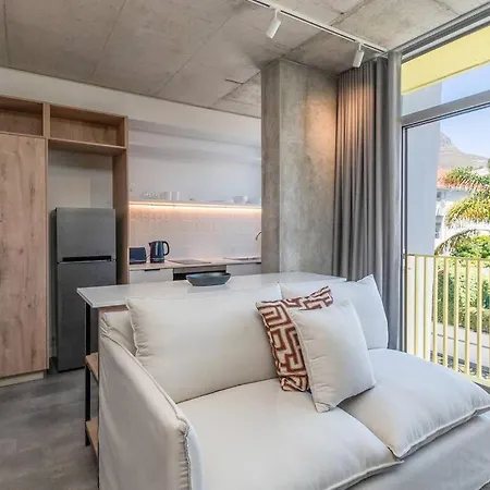 Brand New Seapoint Apartment Kaapstad Buitenkant foto