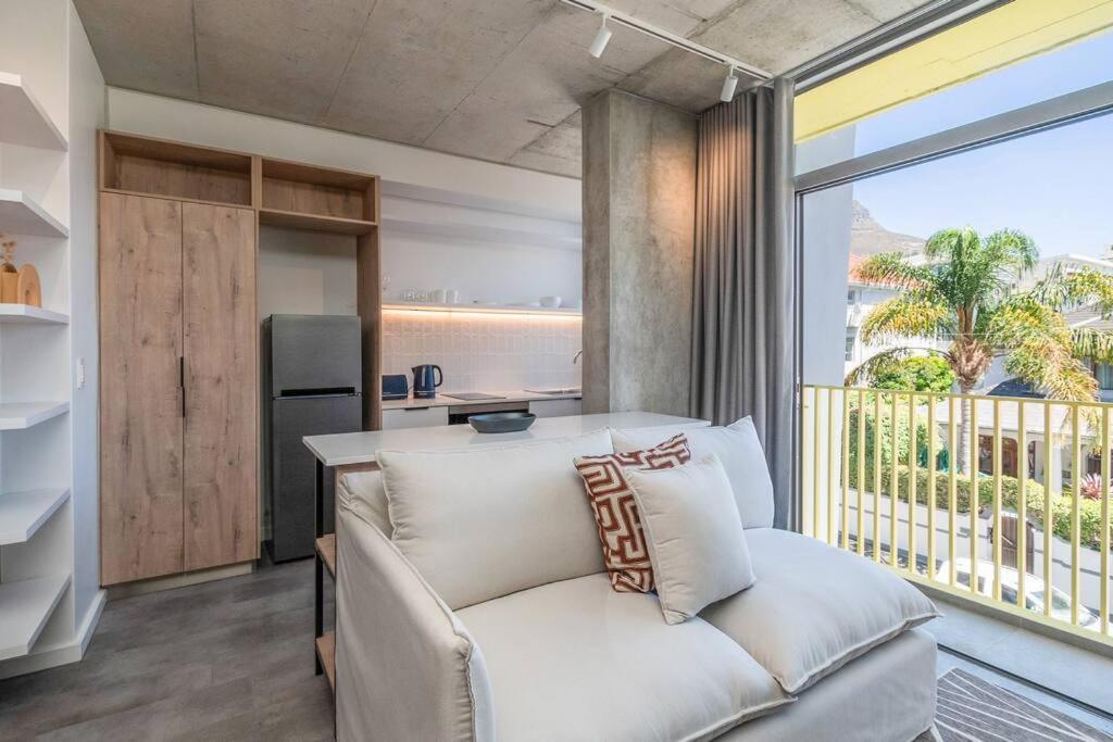 Brand New Seapoint Appartement